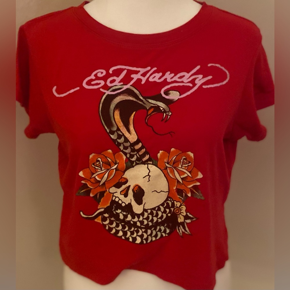 Ed Hardy Women's Red Cropped T Shirt 🌺 - Picture 7 of 7
